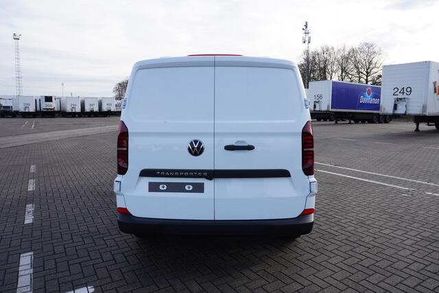Volkswagen TRANSPORTER 2.0 TDI L1H1 28 Life 2.0 TDI L1H1 28 Life, Bijrijdersstoel, Climatronic, PDV V + A