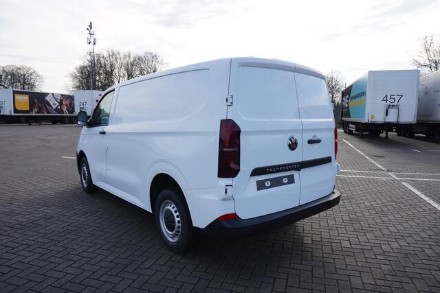 Volkswagen TRANSPORTER 2.0 TDI L1H1 28 Life 2.0 TDI L1H1 28 Life, Bijrijdersstoel, Climatronic, PDV V + A