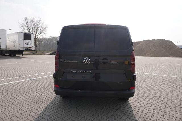 Volkswagen TRANSPORTER 2.0 TDI L2H1 30 Life 2.0 TDI L2H1 30 Life 110 pk, MF stuurwiel, Climatronic, PDV V + A, Achteruitrijcamera