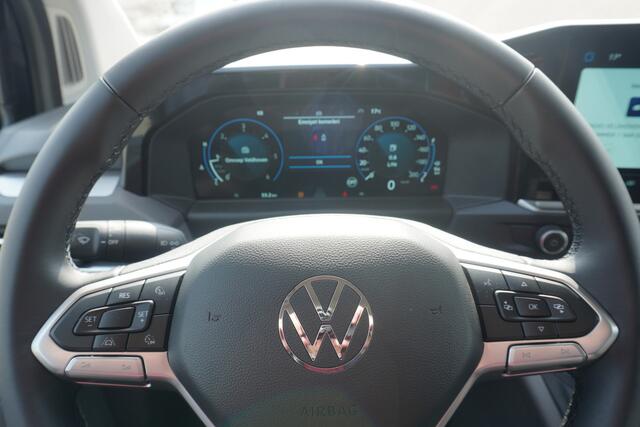 Volkswagen TRANSPORTER 2.0 TDI L2H1 30 Life 2.0 TDI L2H1 30 Life 110 pk, MF stuurwiel, Climatronic, PDV V + A, Achteruitrijcamera