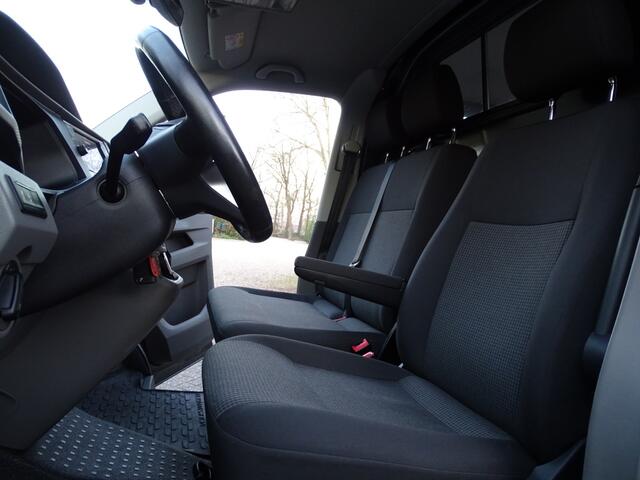 Volkswagen TRANSPORTER 2.0 TDI L2H1 4MOTION LED CAMERA 1e eig