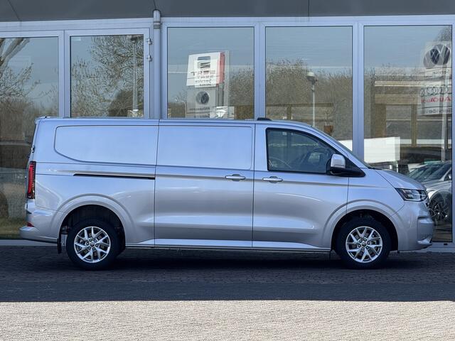 Volkswagen TRANSPORTER 2.0 TDI L2H1 30 Bulli Matrix | Dodehoek | Keyless