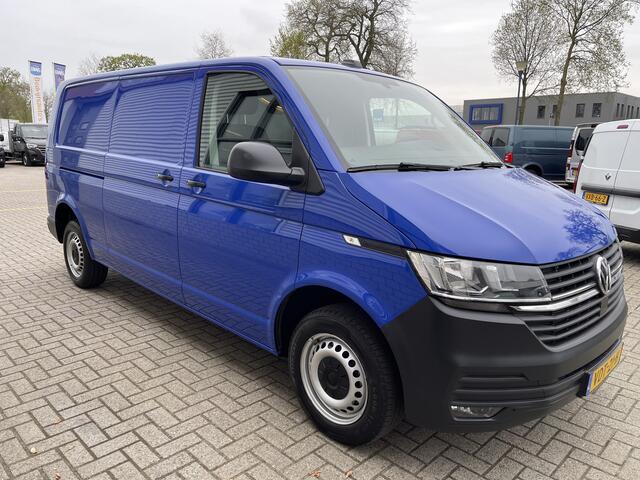 Volkswagen TRANSPORTER 2.0 TDI 150pk DSG automaat L2H1 30 Comfortline / vaste prijs rijklaar ¤ 17.950 ex btw / lease vanaf ¤ 330 / euro 6 / bpm vrij / airco / cruise / navi / pdc / achterklep !