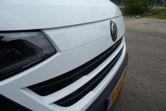 Volkswagen TRANSPORTER 2.0 TDI L2H1 30 Life New model BPM voordeel 150 pk