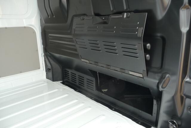 Volkswagen TRANSPORTER 2.0 TDI L2H1 30 Life New model BPM voordeel 150 pk