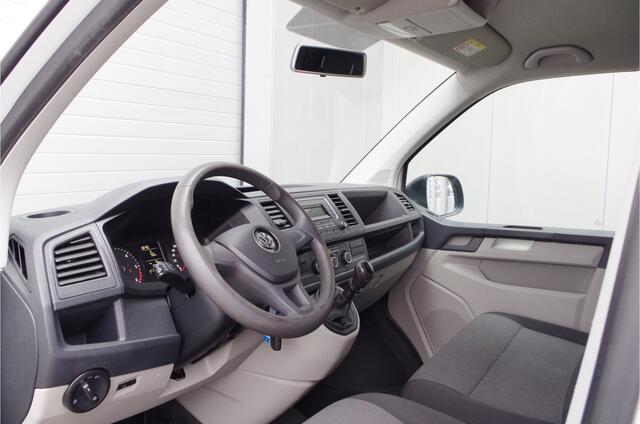 Volkswagen TRANSPORTER 2.0 TDI L2H1 Trendline >102pk/Trekhaak/cruise control/3zit/airco/Bluetooth...