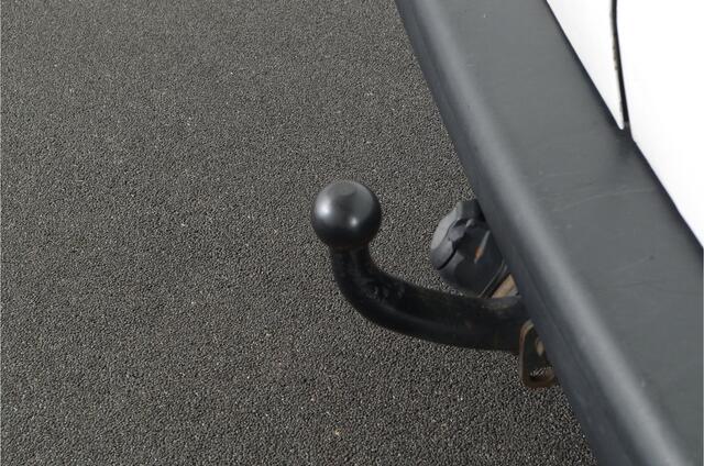 Volkswagen TRANSPORTER 2.0 TDI L2H1 Trendline >102pk/Trekhaak/cruise control/3zit/airco/Bluetooth...