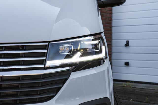 Volkswagen TRANSPORTER 2.0 TDI L2H1 30 DC Caravelle T6.1 150 PK DSG DUB/CAB