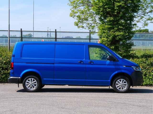 Volkswagen TRANSPORTER 2.0 TDI 150PK L2H1 Automaat Comfortline | LED | TREKHAAK | APPLE CARPLAY |