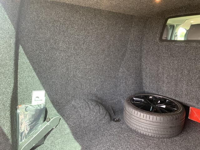 Volkswagen TRANSPORTER 2.0 TDI L2H1 32 DC Bulli 204PK LEER / CAMERA / TV / AUTOMAAT / ETC ETC