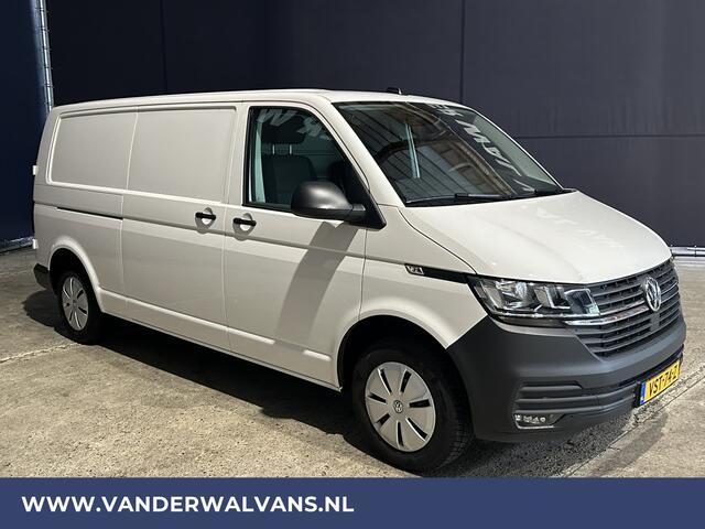 Volkswagen TRANSPORTER 2.0 TDI 150 pk L2H1 Euro6 Airco | Trekhaak | Apple Carplay | Android Auto Parkeersensoren, Cruisecontrol