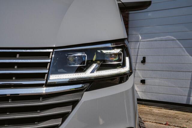 Volkswagen TRANSPORTER 2.0 TDI L2H1 32 DC Caravelle T6.1 150 PK DSG DUB/CAB