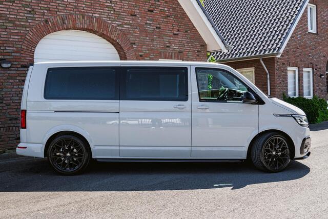 Volkswagen TRANSPORTER T6.1 2.0 TDI 150 PK DSG CARAVELLE L2H1 DUB/CAB A-KLEP ACC | LED | EIBACH veren | 20'' Vossenlook velgen | Side Bars |