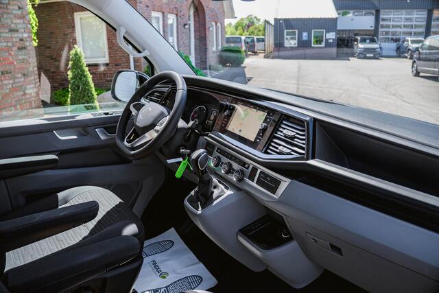 Volkswagen TRANSPORTER T6.1 2.0 TDI 150 PK DSG CARAVELLE L2H1 DUB/CAB A-KLEP ACC | LED | EIBACH veren | 20'' Vossenlook velgen | Side Bars |