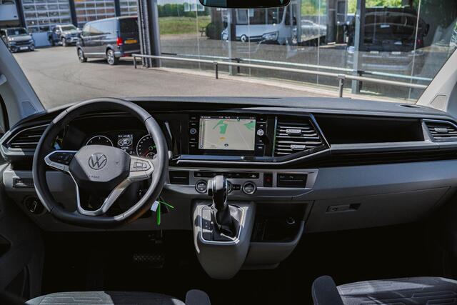 Volkswagen TRANSPORTER T6.1 2.0 TDI 150 PK DSG CARAVELLE L2H1 DUB/CAB A-KLEP ACC | LED | EIBACH veren | 20'' Vossenlook velgen | Side Bars |