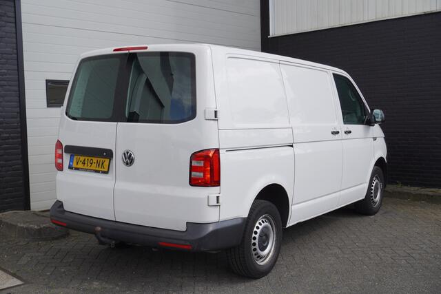 Volkswagen TRANSPORTER 2.0 TDI 150PK Automaat EURO 6 Export - Airco - Cruise - PDC - ¤ 10.950,- Ex. BTW