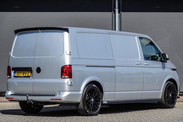 Volkswagen TRANSPORTER L2H1 2.0Tdi 150Pk DSG7 | MARGE INCL. BTW & BPM | Virtual Cockpit | Trekhaak | Spoilerpack | Side Bars | 20''