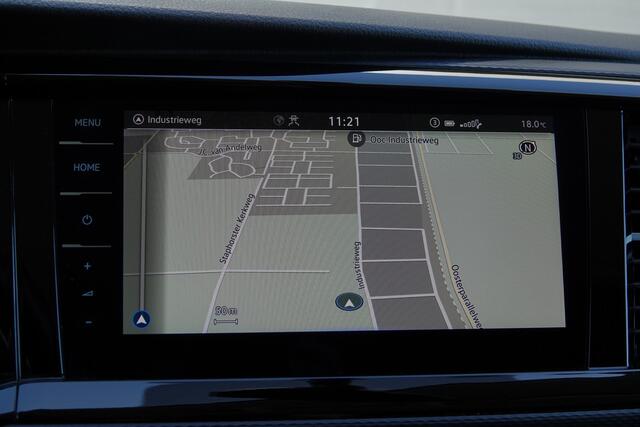 Volkswagen TRANSPORTER L2H1 2.0Tdi 150Pk DSG7 | MARGE INCL. BTW & BPM | Virtual Cockpit | Trekhaak | Spoilerpack | Side Bars | 20''