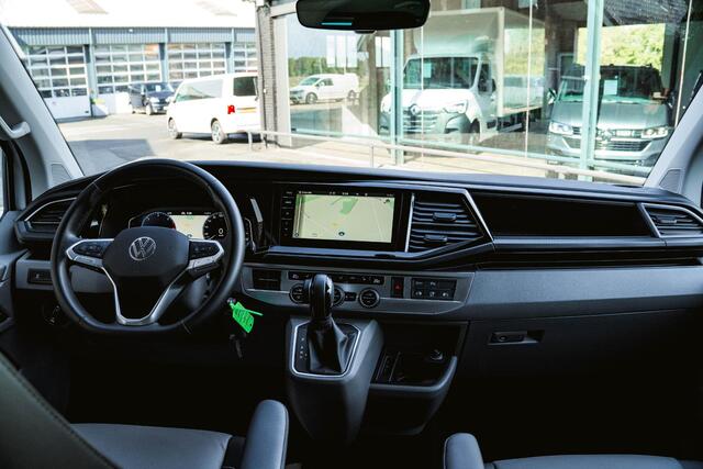 Volkswagen TRANSPORTER T6.1 2.0 TDI 204 PK DSG CARAVELLE L2H1 A-KLEP ACC | LED | Leder | Virtual Cockpit | Privacy glass |