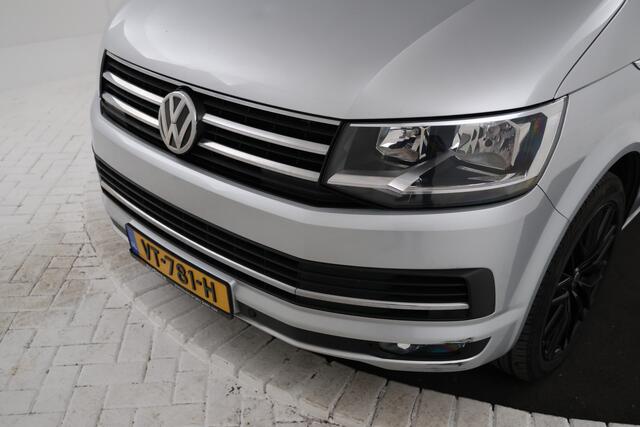 Volkswagen TRANSPORTER 2.0 TDI L2H1 DC Highline Automaat, Volleder, Schuifdak! Panoramadak , Automaat , Elektrische schuifdeuren