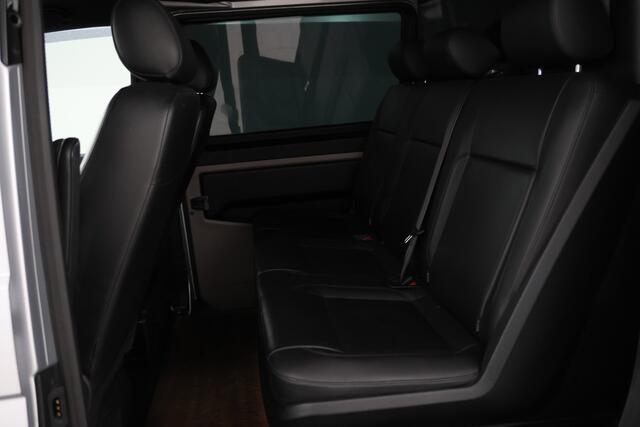 Volkswagen TRANSPORTER 2.0 TDI L2H1 DC Highline Automaat, Volleder, Schuifdak! Panoramadak , Automaat , Elektrische schuifdeuren