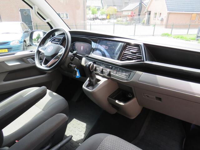 Volkswagen TRANSPORTER 2.0 TDI 150Pk DSG L2H1 DC Bulli T6.1 * 2x Schuifdeur L+R * Camera * Trekhaak * Led Koplampen * ACC * Dubbele Cabine