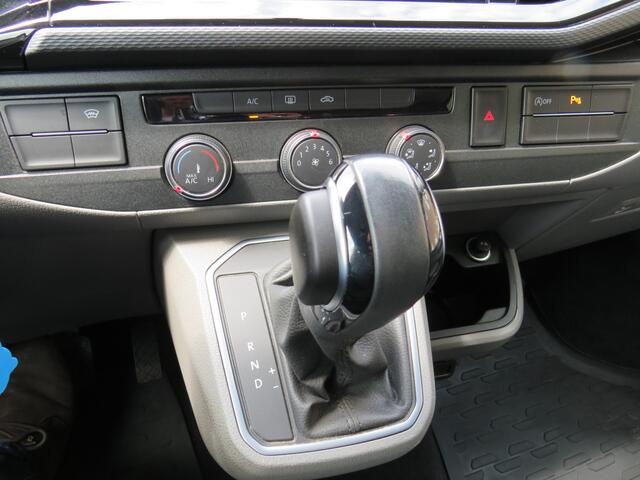 Volkswagen TRANSPORTER 2.0 TDI 150Pk DSG L2H1 DC Bulli T6.1 * 2x Schuifdeur L+R * Camera * Trekhaak * Led Koplampen * ACC * Dubbele Cabine