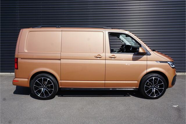 Volkswagen TRANSPORTER 28 | 150 PK AUT | L1H1 | App-Connect | Cruise | Stoel- en Voorruitverwarming | Trekhaak