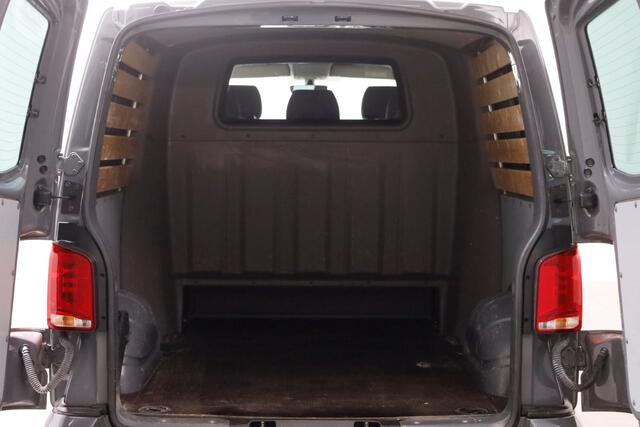 Volkswagen TRANSPORTER T6.1 2.0 TDI 150pk DSG-Automaat Lang D.C. Bulli ACC/LED/Camera 11-2020
