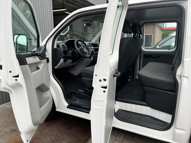 Volkswagen TRANSPORTER 2.0 TDI L2H1 DC Euro 6 Pick up Kipper Dubbele cabine open laadbak met Airco Trekhaak 2200kg trekgewicht 1e eigenaar Dealer onderhouden Telefoonverbinding Kieper P-up Doka Pritsche Ahk 2200kg