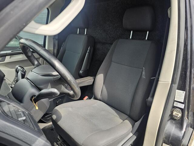 Volkswagen TRANSPORTER 2.0 TDI L1H2 Highline ADAPT. CRUISE / AIRCO /