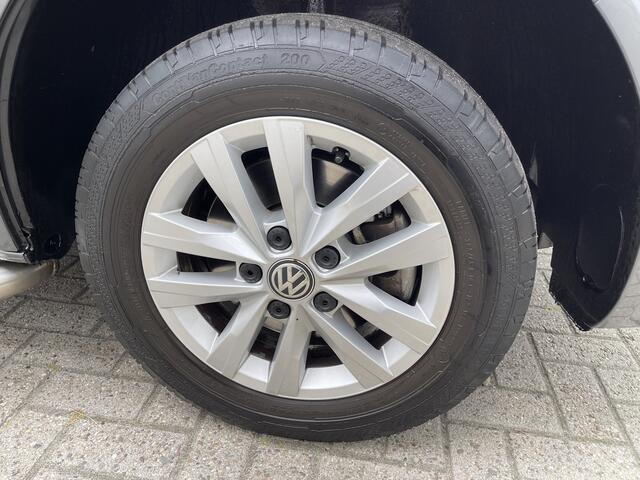 Volkswagen TRANSPORTER 2.0 TDI L2H1 30 DC 5 persoons / vaste prijs rijklaar ¤ 27.950 ex btw / lease vanaf ¤ 456 / grijs metallic / airco / cruise / Apple Carplay / lichtmetalen velgen / euro 6 / bpm vrij !