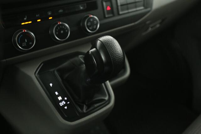 Volkswagen TRANSPORTER 2.0 TDI L2H1 150PK Automaat 2xSchuifdeur Airco Camera Carplay Cruise DSG Navi PDC LED 18"LMV Trekhaak