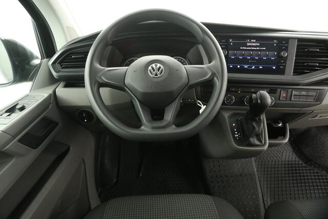 Volkswagen TRANSPORTER 2.0 TDI L2H1 150PK Automaat Airco Carplay Cruise DSG PDC 3 Persoons Elektrpakket