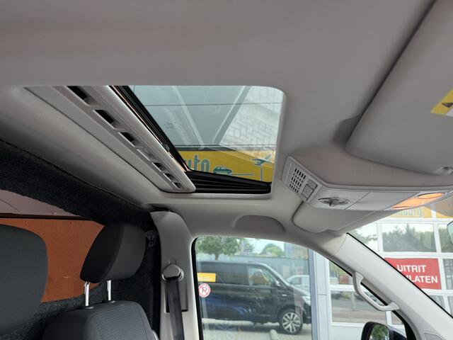 Volkswagen TRANSPORTER 2.0 TDI L2H1 4Motion Highline Automaat * 67.963 Km * Schuifdak * Navi * Airco * Led *