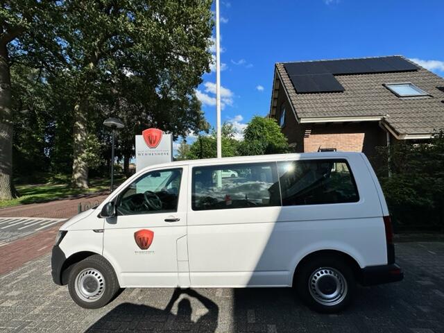 Volkswagen TRANSPORTER Kombi 9-Persoons 2.0 TDI L1H1 Trendline Nieuw type/Airco/9-Persoons/CD