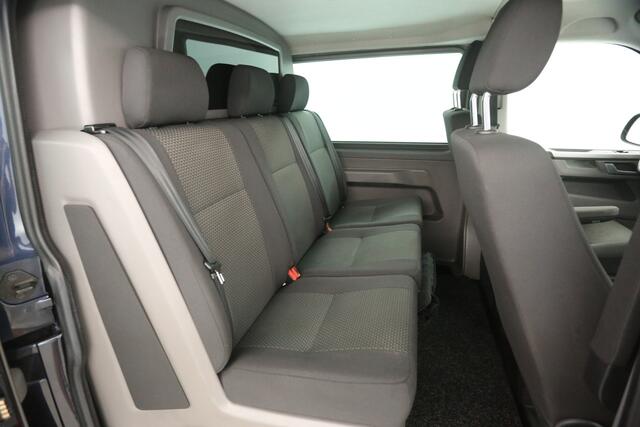 Volkswagen TRANSPORTER 2.0 TDI L2H1 30 Bulli | Dubbele Cabine | 5 Persoons | 150PK DSG Automaat Airco Camera Carplay LED Virtual Navi PDC 17"LMV