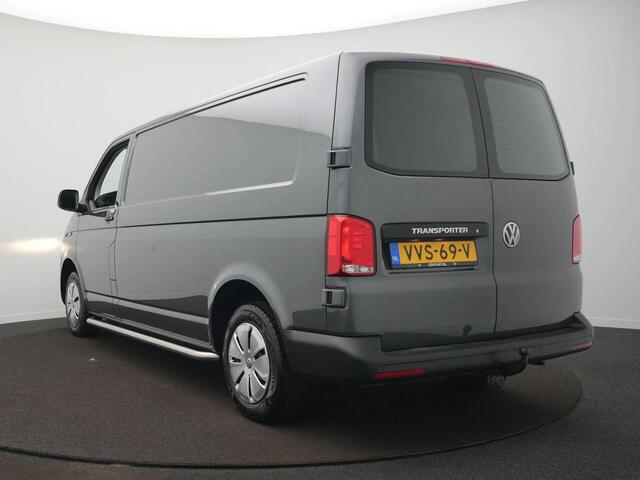 Volkswagen TRANSPORTER 2.0 TDI L2H1 110PK | Airco | Navigatie ( Apple Carplay / Android auto ) | Trekhaak |