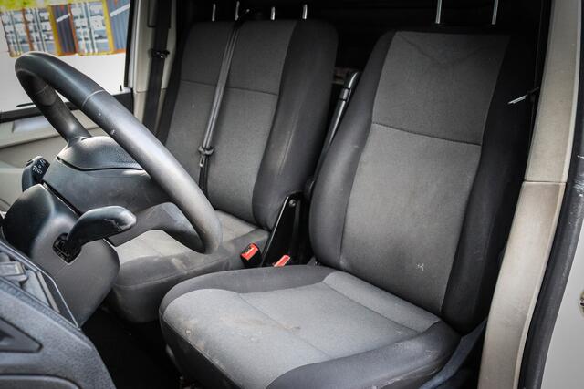 Volkswagen TRANSPORTER 2.0 TDI L1H1 Economy 3-zits/ Euro 6 met Airco/Trekhaak