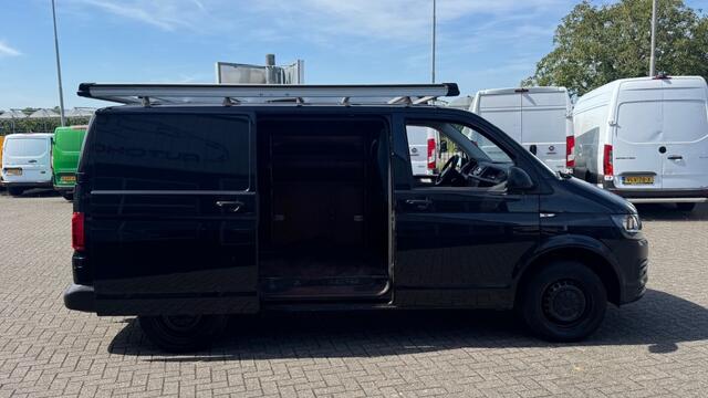 Volkswagen TRANSPORTER 2.0 TDI 62KW 84PK EURO 6 AIRCO/ CRUISE CONTROL/ IMPERIAAL/ TREKHAAK/ BIJRIJDERSBANK/ 100% DEALERONDERHOUDEN
