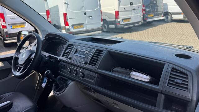 Volkswagen TRANSPORTER 2.0 TDI 62KW 84PK EURO 6 AIRCO/ CRUISE CONTROL/ IMPERIAAL/ TREKHAAK/ BIJRIJDERSBANK/ 100% DEALERONDERHOUDEN