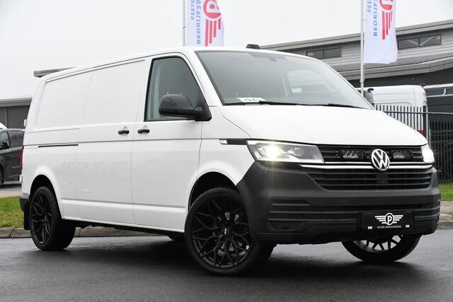Volkswagen TRANSPORTER 2.0 TDI L2H1 30 Black & White Edition Cruise, Carplay, 2 x Schuifdeur, Sensoren, Automaat, 150PK, LED, UNIEK!
