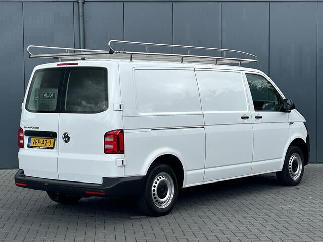 Volkswagen TRANSPORTER 2.0 TDI 102 PK / L2H1 / 1e EIG. / ALUCA INRICHTING / IMPERIAAL / TREKHAAK / AIRCO / CRUISE / BLUETOOTH / 3-ZITS