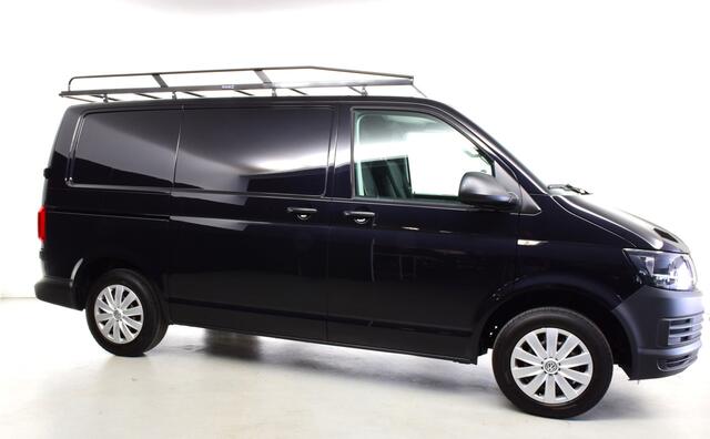 Volkswagen TRANSPORTER 2.0 TDI L1H1 Comfortline 145dKM Airco, Imperiaal nieuw , Navigatie , 3 zits, Carplay, vloerbakken en beplating laadruimte