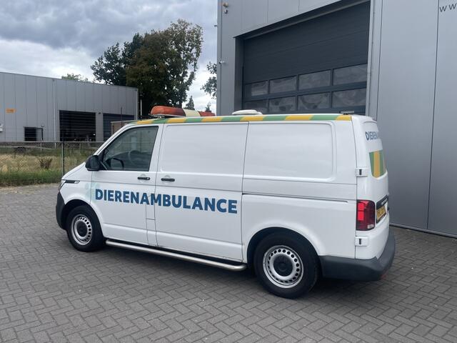 Volkswagen TRANSPORTER 2.0 TDI 150PK DSG Dierenambulance