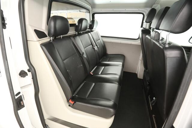 Volkswagen TRANSPORTER 2.0 TDI L2H1 | Dubbele Cabine | 6 Persoons | 140PK Airco Trekhaak Bluetooth Elektrpakket Schuifdeur Lat om Lat