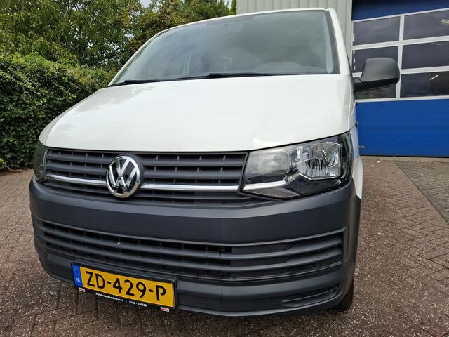 Volkswagen TRANSPORTER Kombi 2.0 TDI L1H1 18950.- INCL BTW. 9-PERSOONS 102PK