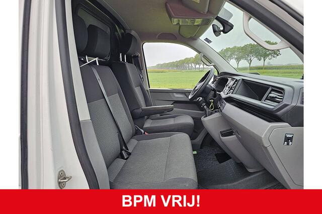 Volkswagen TRANSPORTER 2.0 TDI L2H1 28 Trekhaak Deuren Airco 3 Zits Euro6 90 PK