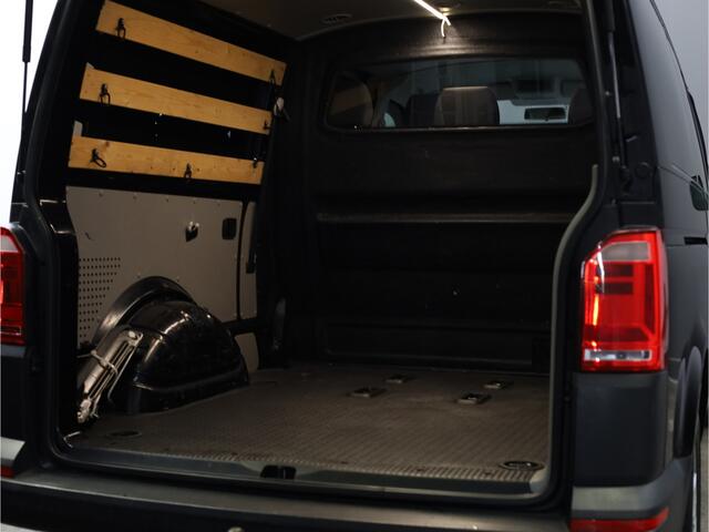 Volkswagen TRANSPORTER 2.0 TDI L2H1 DC Business | Trekhaak | Dubbele Cabine | Automaat