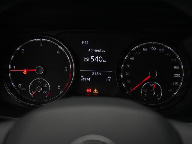 Volkswagen TRANSPORTER 2.0 TDI 110 pk L2H1 28 Economy Business | Parkeerhulp achter | Cruise control | Bijrijdersbank | Tussenschot volledig | Betonplex laadvloer